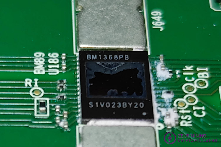 BM1368PB ASIC chip for Antminer S21